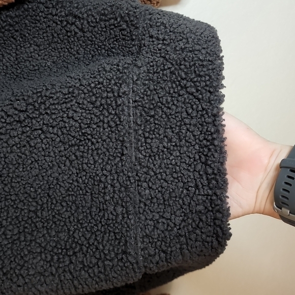 Universal Thread Color Block Pullover Zipper Sherpa - Picture 6 of 11